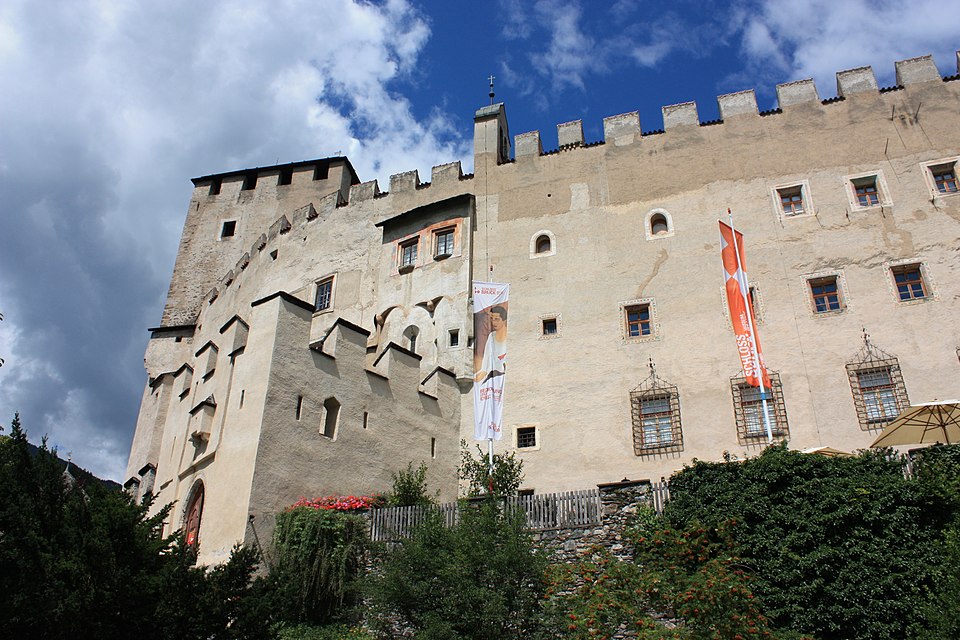 Lienz_-_Schloss_Bruck2